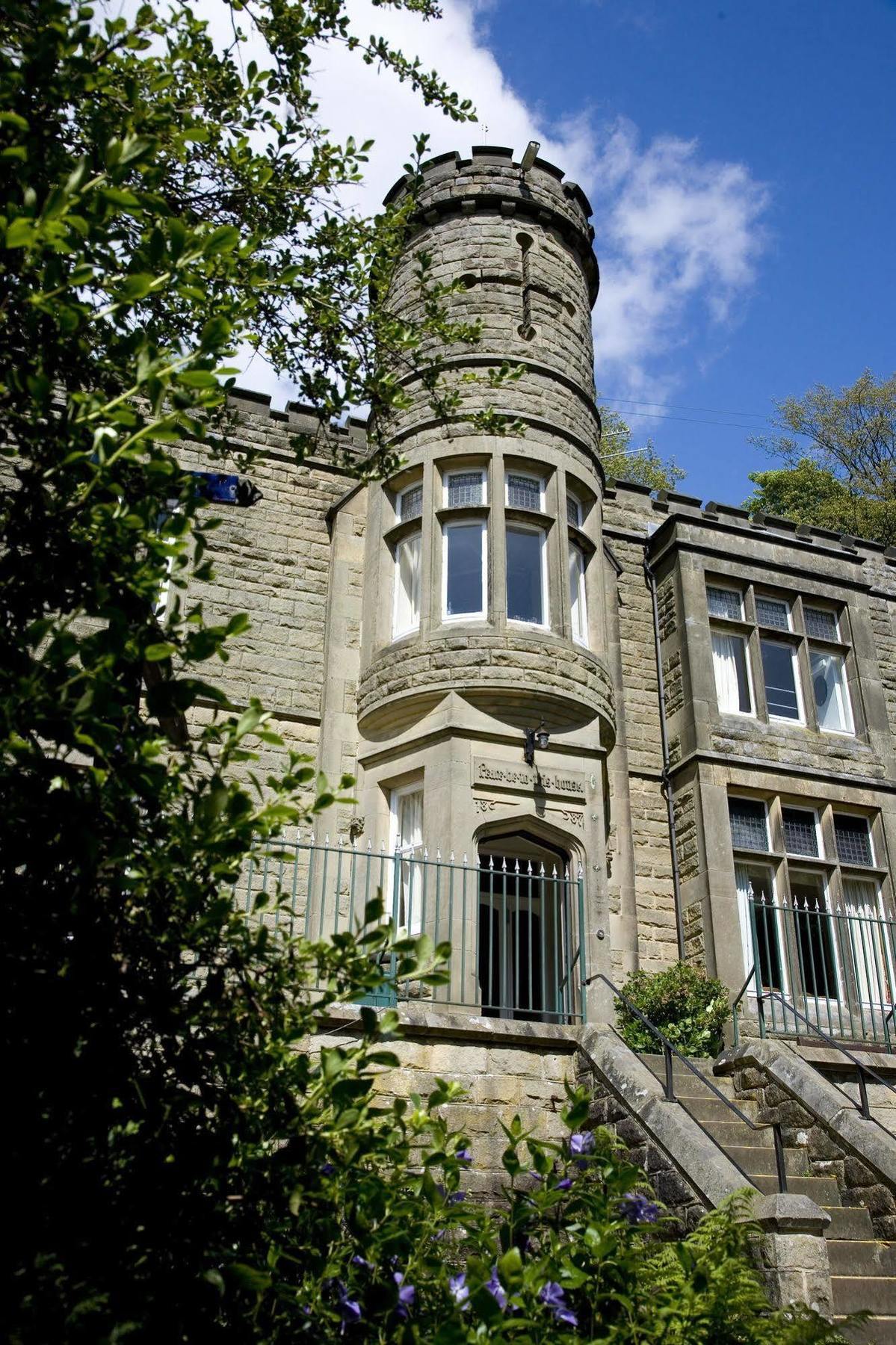 Yha Eyam Hostel Exterior foto